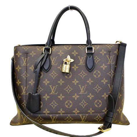 canvas louis vuitton tote bag.